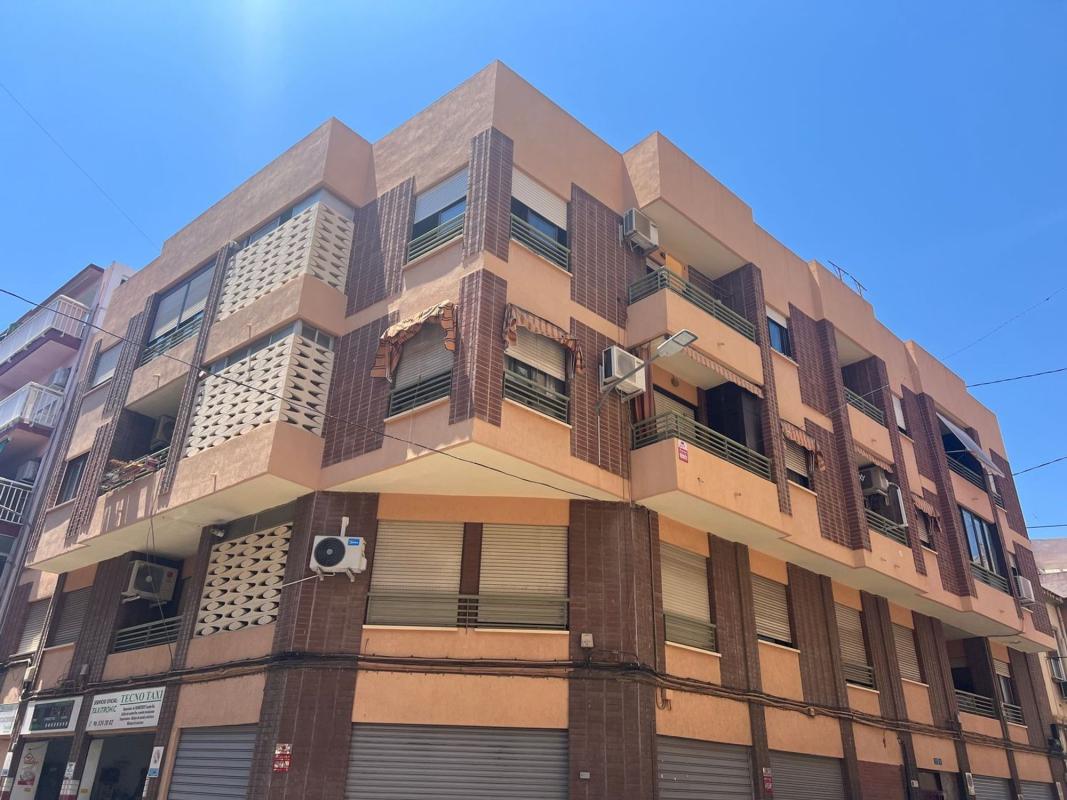 Sale of apartment in Piso en Calle Gasset y Artime, 10, Carolinas Altas, Alicante / Alacant, Alicante
photo 2