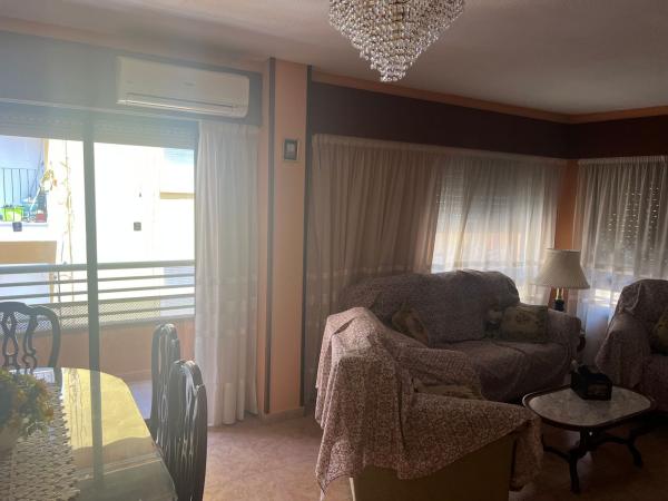 Sale of flat in Piso en Calle Gasset y Artime, 10, Carolinas Altas, Alicante / Alacant, Alicante
 photo 4