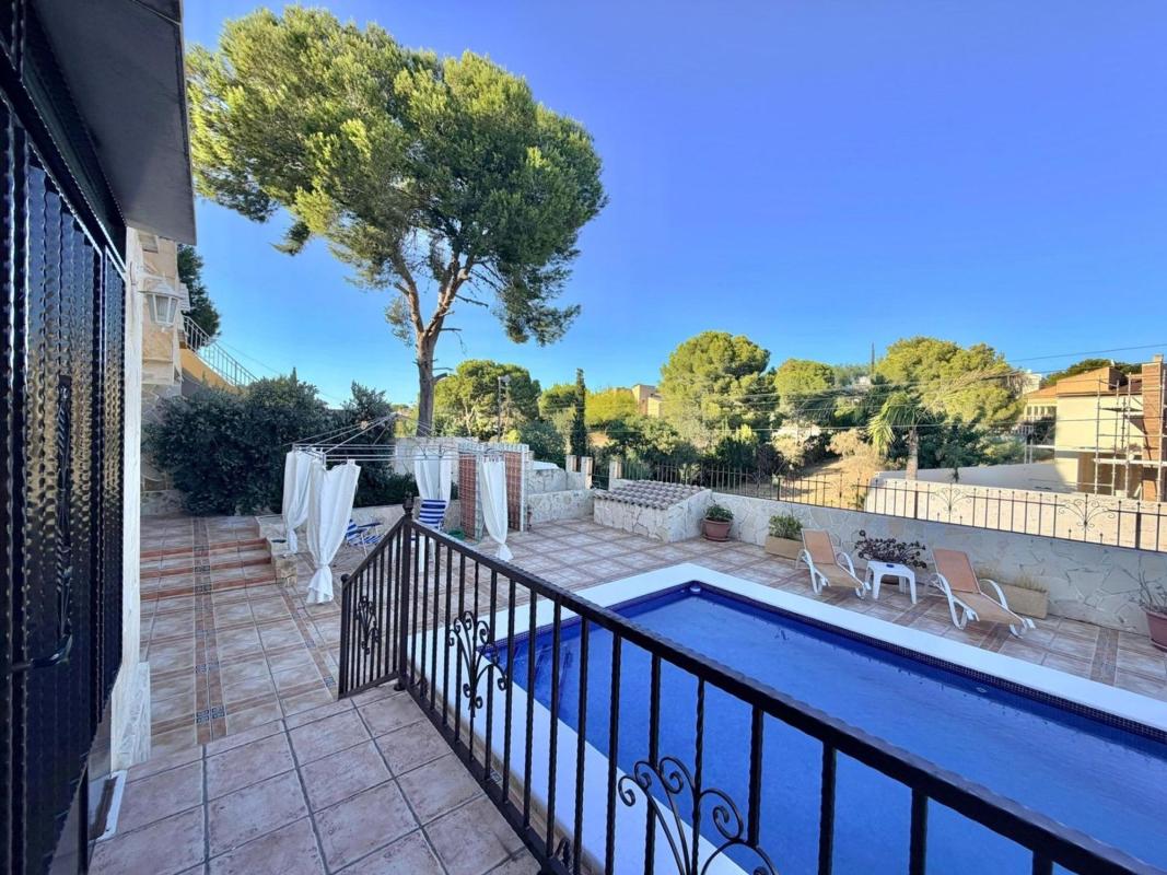 Properties for sale and rent in Spain photo 5
