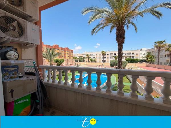 Sprzedaż mieszkania w Piso en Calle Maestro Francisco Casanovas, 8, Antonio Machado, Torrevieja, Torrevieja
thumbnail 2