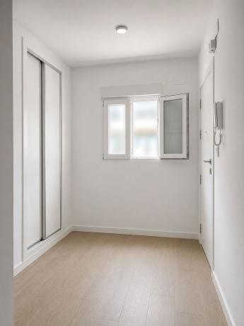 Venta de piso en Piso en Calle Doctor San Miguel de Tarazona, 9, Centro, San Juan de Alicante, San Juan de Alicante
thumbnail 1