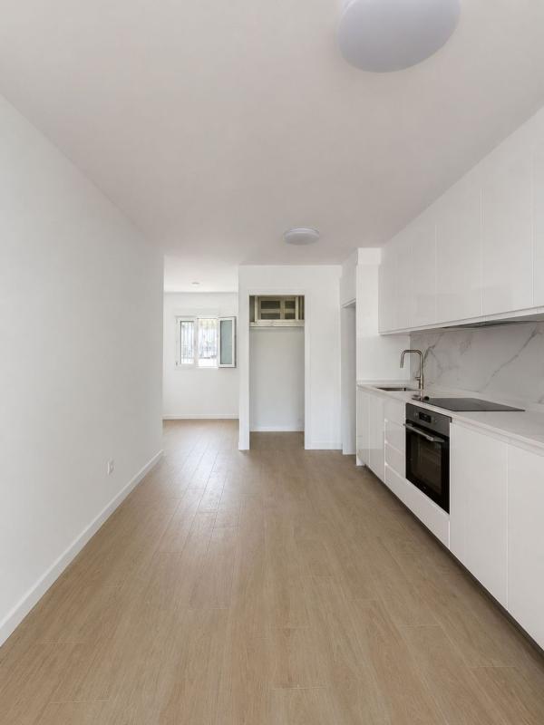 Продажа квартиры на Piso en Calle Doctor San Miguel de Tarazona, 9, Centro, San Juan de Alicante, Сан-Хуан-де-Аликанте
 photo 3