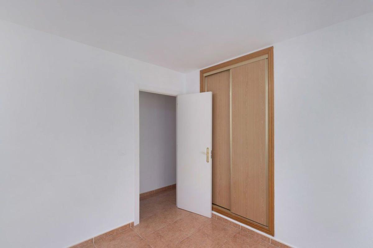 Sale of apartment in Piso en Calle Colonia Santa Isabel, Haygon - Universidad, San Vicente del Raspeig, San Vicente del Raspeig
photo 5