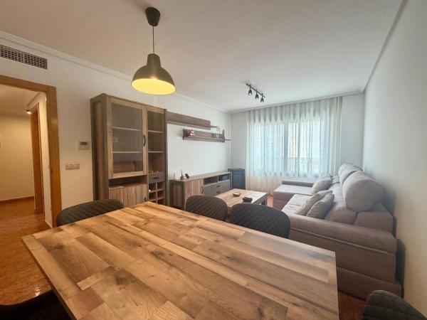 Venta de piso en Piso en Avenida Hispanoamérica s/n, Petrer, Petrer
photo 1