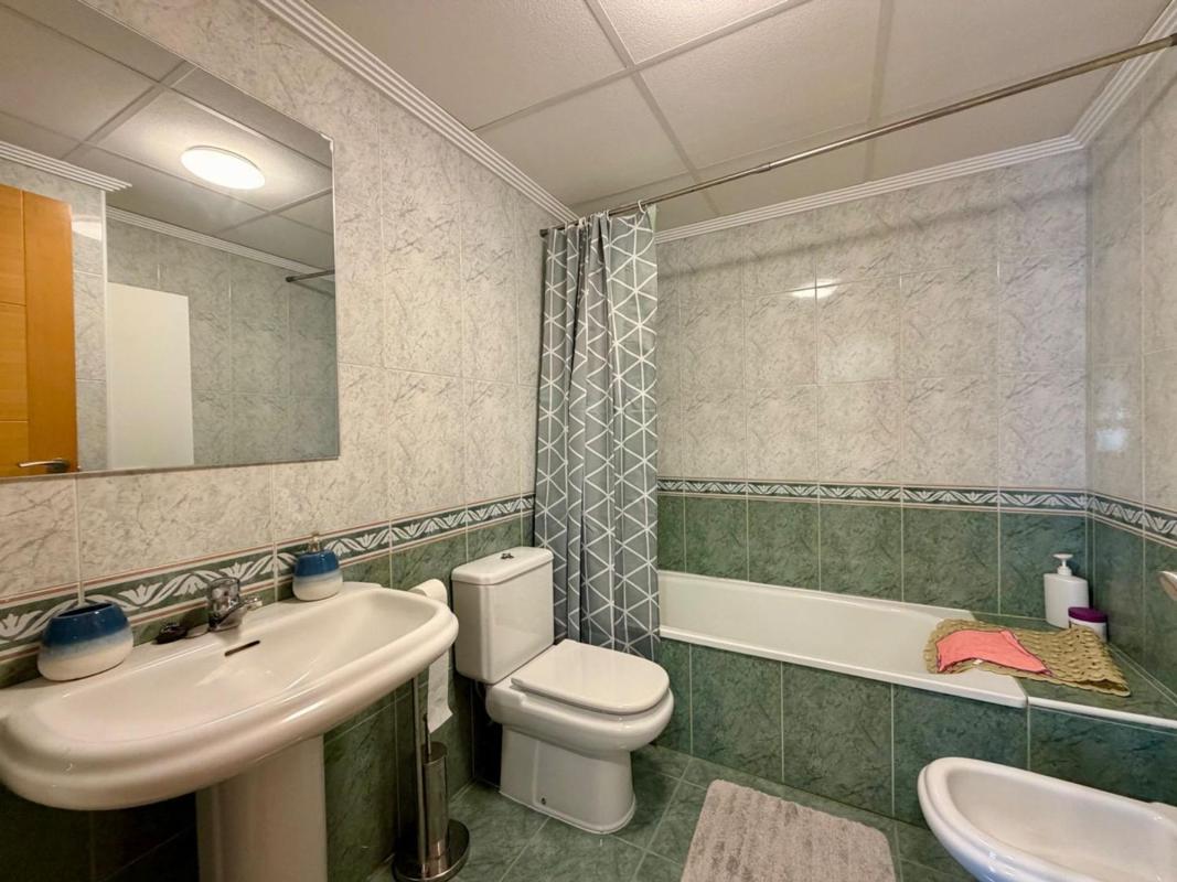 Продажа квартиры на Piso en Avenida Hispanoamérica s/n, Petrer, Петрер
photo 3