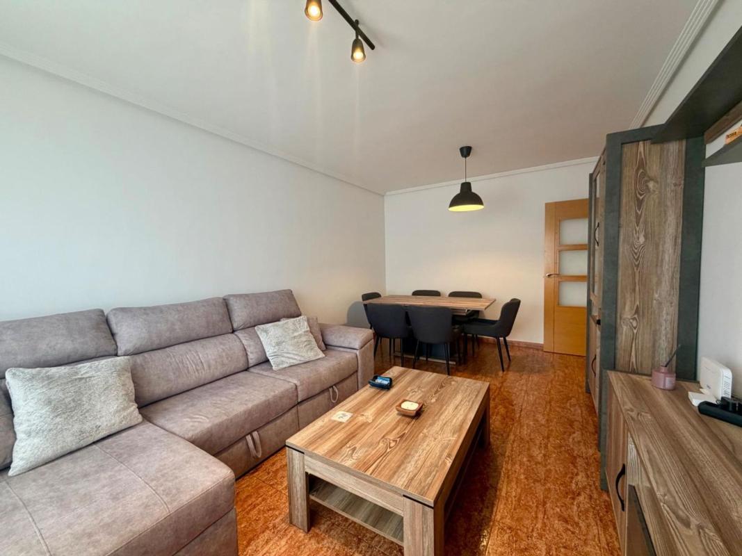 Продажа квартиры на Piso en Avenida Hispanoamérica s/n, Petrer, Петрер
photo 5