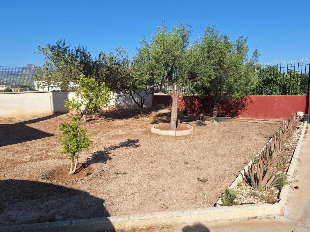 Propiedades en venta y alquiler en España photo 2