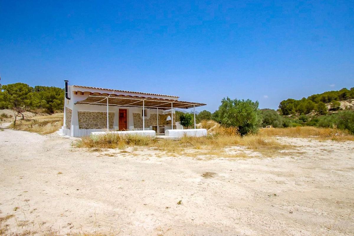 Properties for sale and rent in Spain photo 2