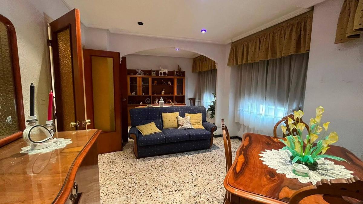Продажа квартиры на Piso en Calle Pere Joan Perpinyà, Plaza Crevillente-Juzgados, Elche / Elx, Эльче / Эльх
photo 1