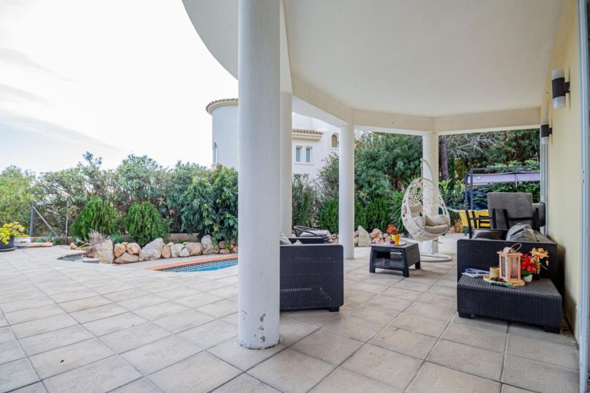 Properties for sale and rent in Spain photo 3