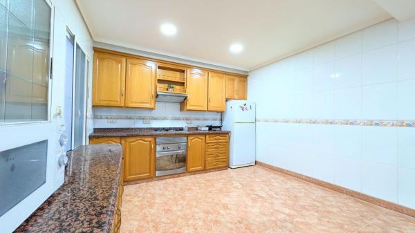 Продажа квартиры на Piso en Carrús Oeste, Elche / Elx, Эльче / Эльх
thumbnail 1