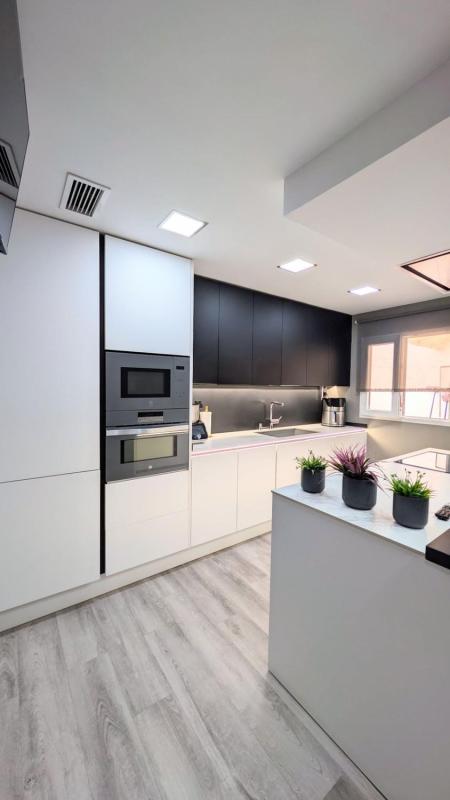 Venta de piso en Piso en Raval de Santa Teresa-El Asilo, Elche / Elx, Elche / Elx
 photo 3
