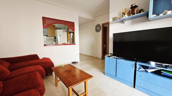 Venta de piso en Piso en Playa de los Locos, Torrevieja, Torrevieja
thumbnail 3
