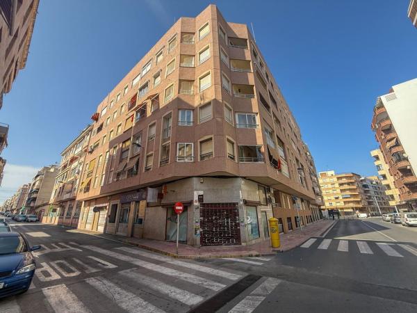 Sprzedaż mieszkania w Piso en Calle Virgen de la Paloma, 4, Playa del Cura, Torrevieja, Torrevieja
 photo 1