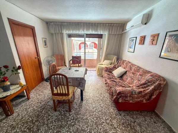Sprzedaż mieszkania w Piso en Calle Virgen de la Paloma, 4, Playa del Cura, Torrevieja, Torrevieja
 photo 2