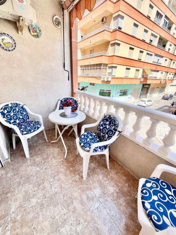 Sale of apartment in Piso en Maestro Francisco Casanov, Antonio Machado, Torrevieja, Torrevieja
photo 2