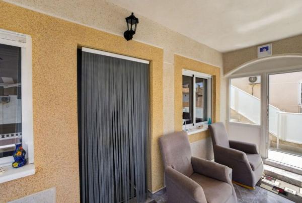 Casa o chalet independiente en Zona Lago - Los Almendros, Orihuela thumbnail 1