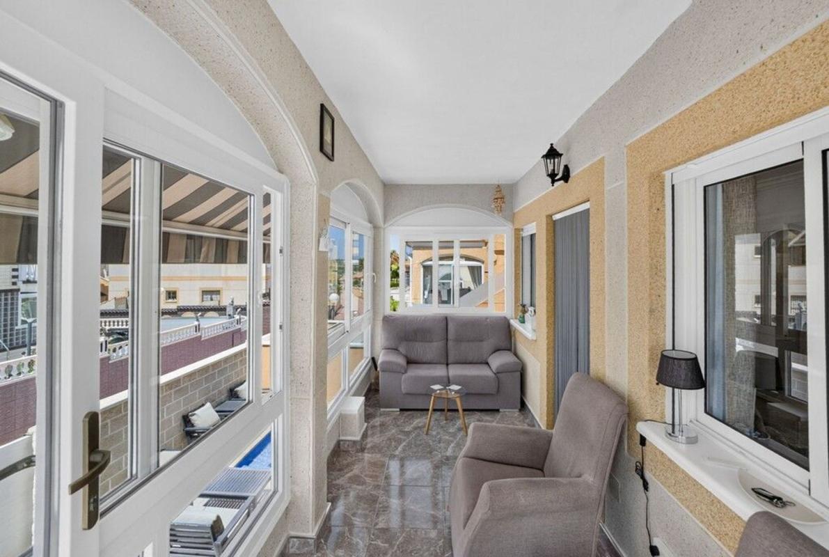 Properties for sale and rent in Spain photo 3