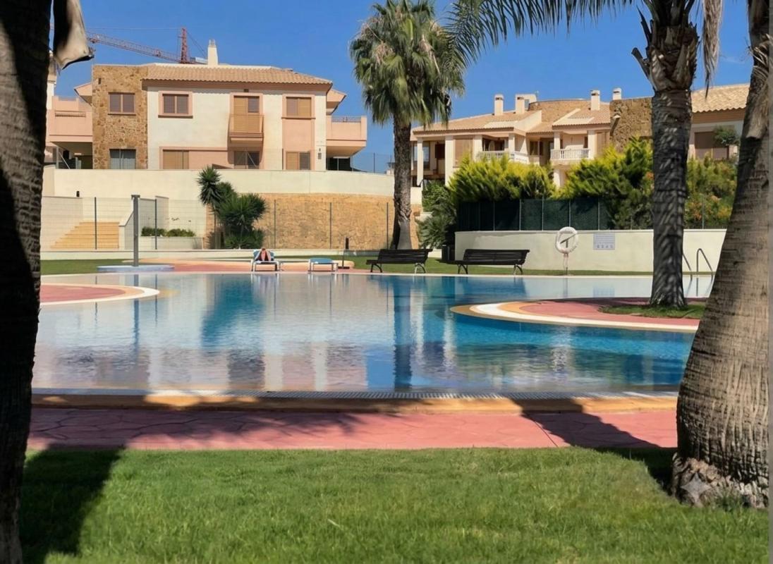 Продажа квартиры на Piso en Calle Berna, 6, Golf Bahía, Finestrat, Финестрат
photo 2