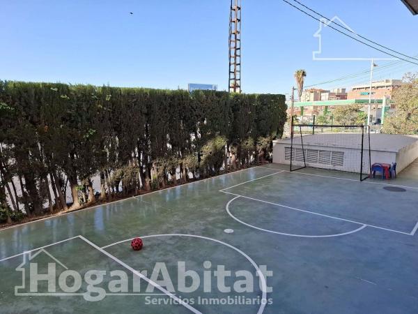 Sprzedaż mieszkania w Piso en Avenida de Dénia, Vistahermosa, Alicante / Alacant, Alicante / Alacant
 photo 2