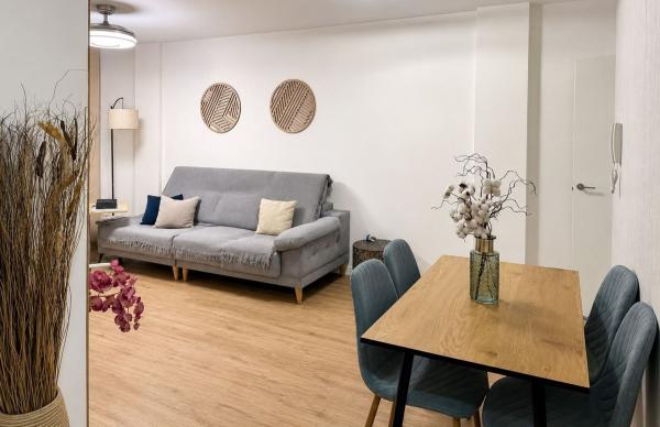 Продажа квартиры на Piso en Calle Villa Madrid, 28, Parque de las Naciones, Torrevieja, Торревьеха
thumbnail 1