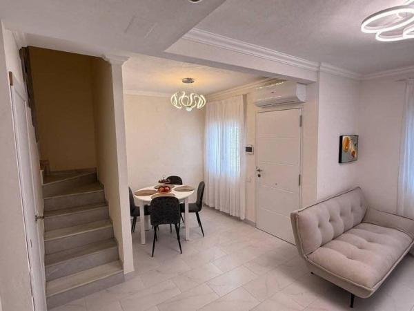 Chalet independiente en venta en Casa o chalet en Calle Luxemburgo, Nueva Torrevieja, Torrevieja, Torrevieja photo 1