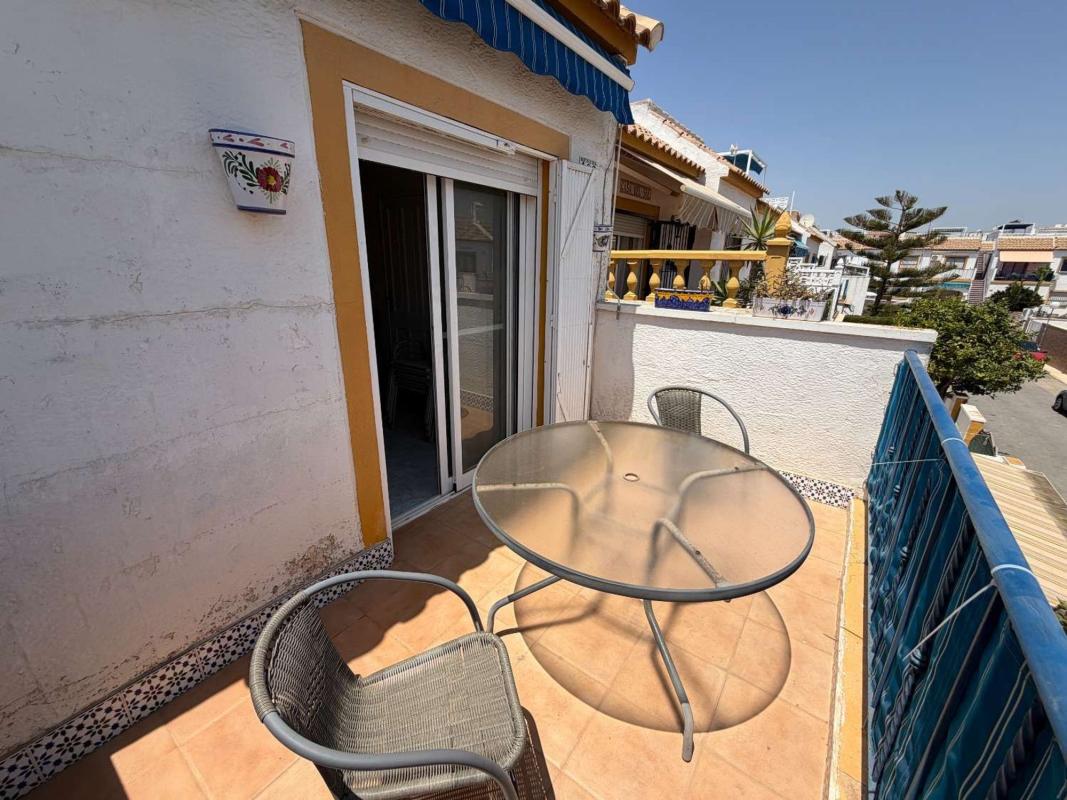 Sprzedaż poddasza w  Ático en Playa Flamenca, Orihuela, Orihuela photo 4