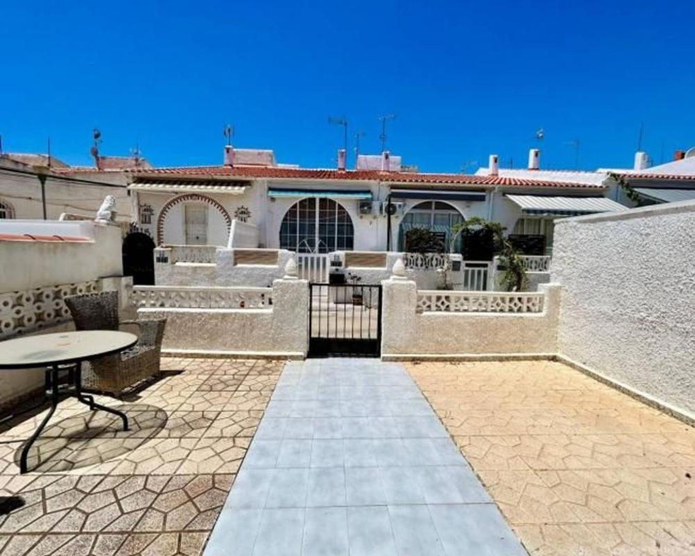 Sprzedaż mieszkania w Piso en Ronda D. Ricardo Lafuente Aguado, Parque Acuático - Sector 25, Torrevieja, Torrevieja
photo 4