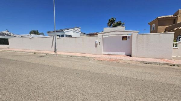 Casa o chalet independiente en Pintores s/n, Centro de la Ciudad Quesada, Rojales thumbnail 1