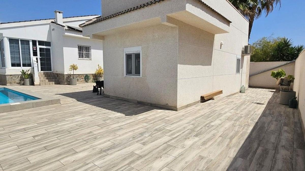 Properties for sale and rent in Spain photo 5