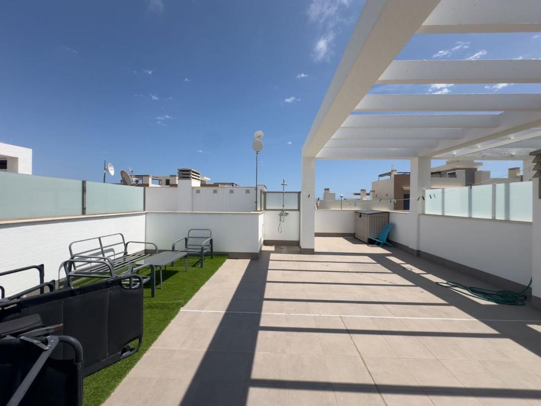 Sale of apartment in Piso en La Zenia, Orihuela, Orihuela
photo 2
