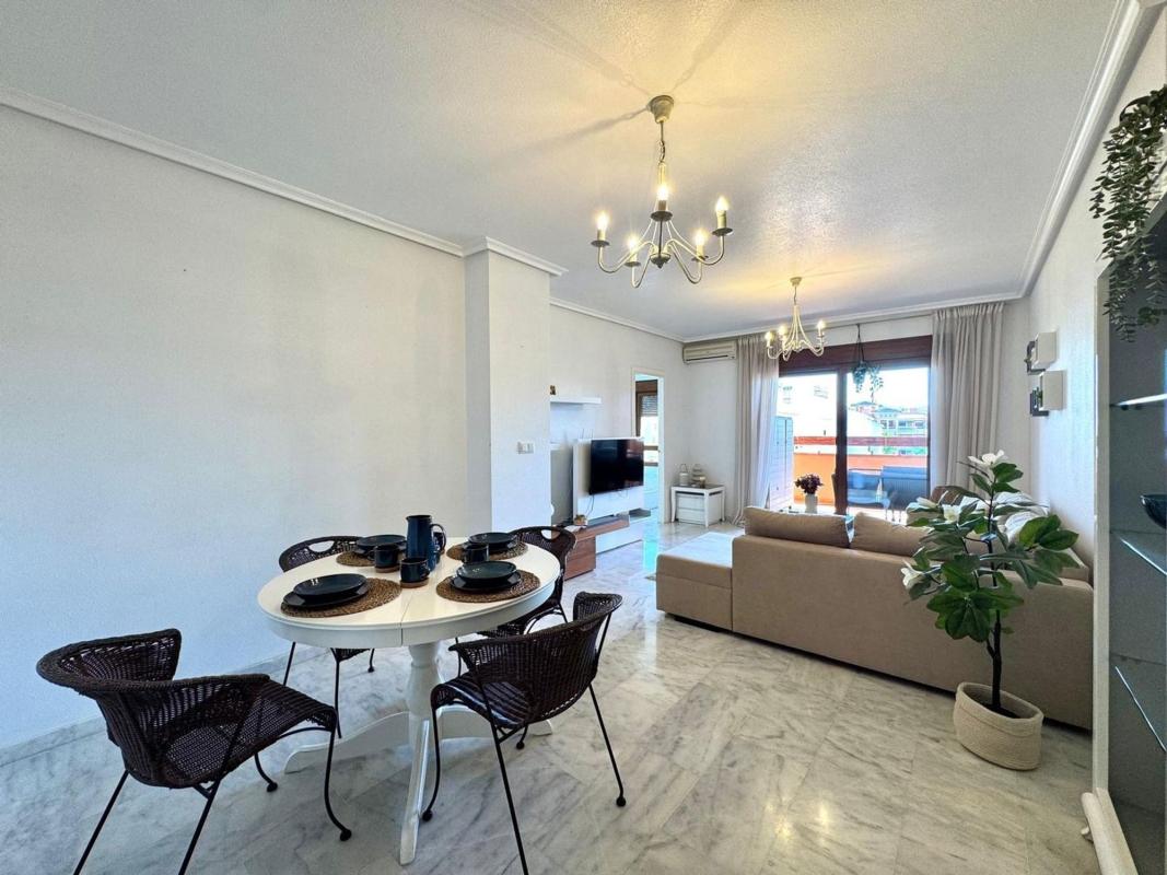 Продажа квартиры на Piso en Villamartín, Orihuela, Ориуэла
 photo 4