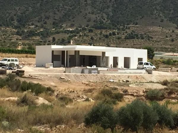 Частный шале на продаже в  Casa o chalet en Pinoso, Пиносo photo 4