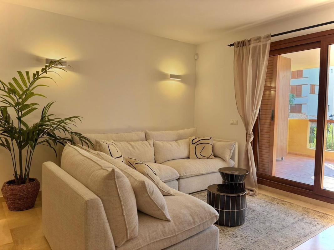 Venta de piso en Piso en Calle Mar de Fondo, 4 a, Punta Prima, Torrevieja, Torrevieja
photo 3