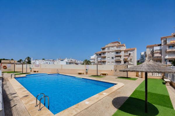 Penthouse for sale at Ático en Travesía Gabino, 3 b, Nueva Torrevieja, Torrevieja, Torrevieja thumbnail 2