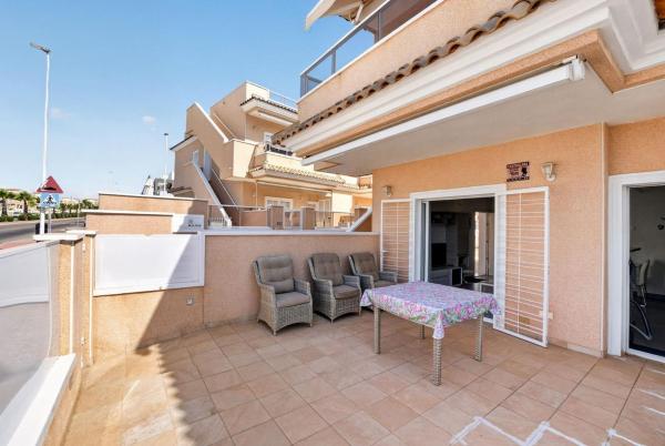 Sprzedaż mieszkania w Piso en Los Balcones - Los Altos del Edén, Torrevieja, Torrevieja
 photo 4