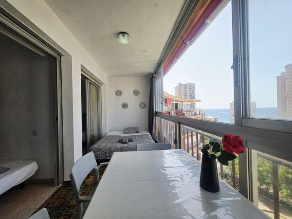 Venta de piso en Piso en Calle Gerona, Playa de Levante, Benidorm, Benidorm
thumbnail 2