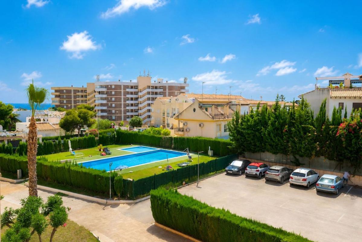 Venta de piso en Piso en Avenida España, La Zenia, Orihuela, Orihuela
photo 1