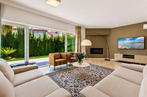 Casa o chalet independiente en Calle els Arcs, L'Albir, Alfaz del Pi thumbnail 1
