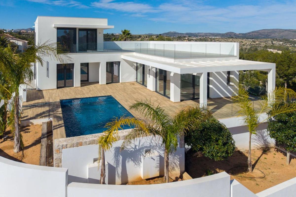 Sale of independent chalet in Casa o chalet en Casco Urbano, Moraira, Moraira
photo 1
