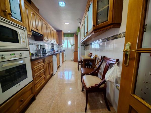 Продажа квартиры на Piso en Calle Villa Madrid, Puerto Deportivo, Torrevieja, Торревьеха
 photo 4