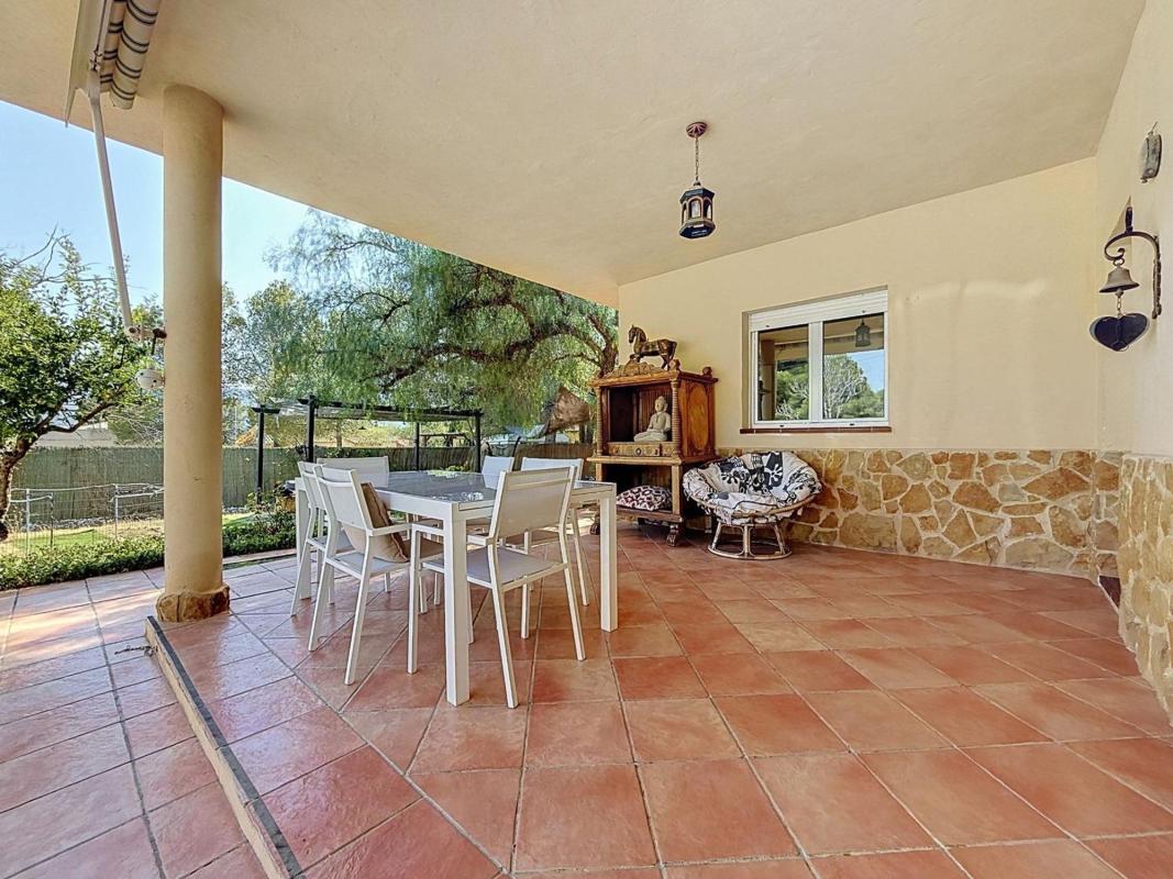 Properties for sale and rent in Spain photo 4