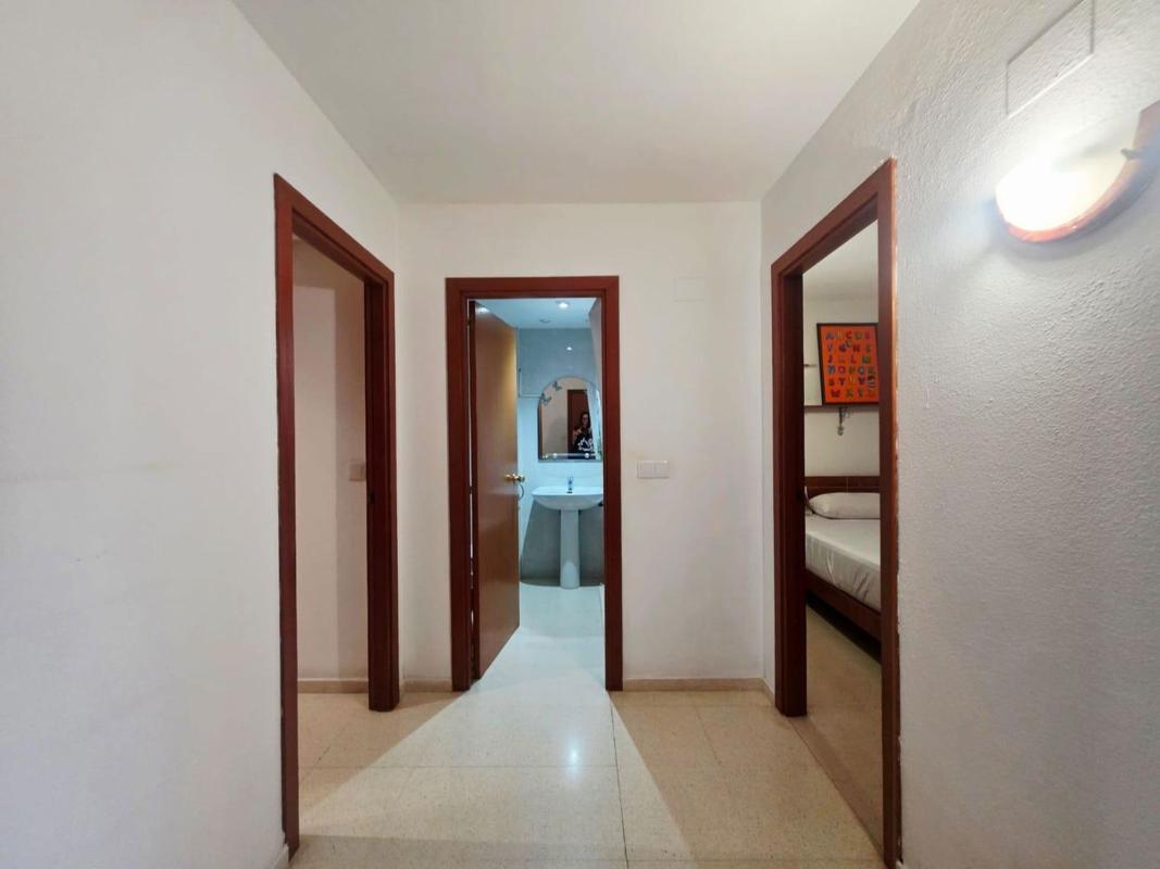 Venta de piso en Piso en Avenida Marina Alta, Playa de Poniente, Benidorm, Benidorm
photo 4
