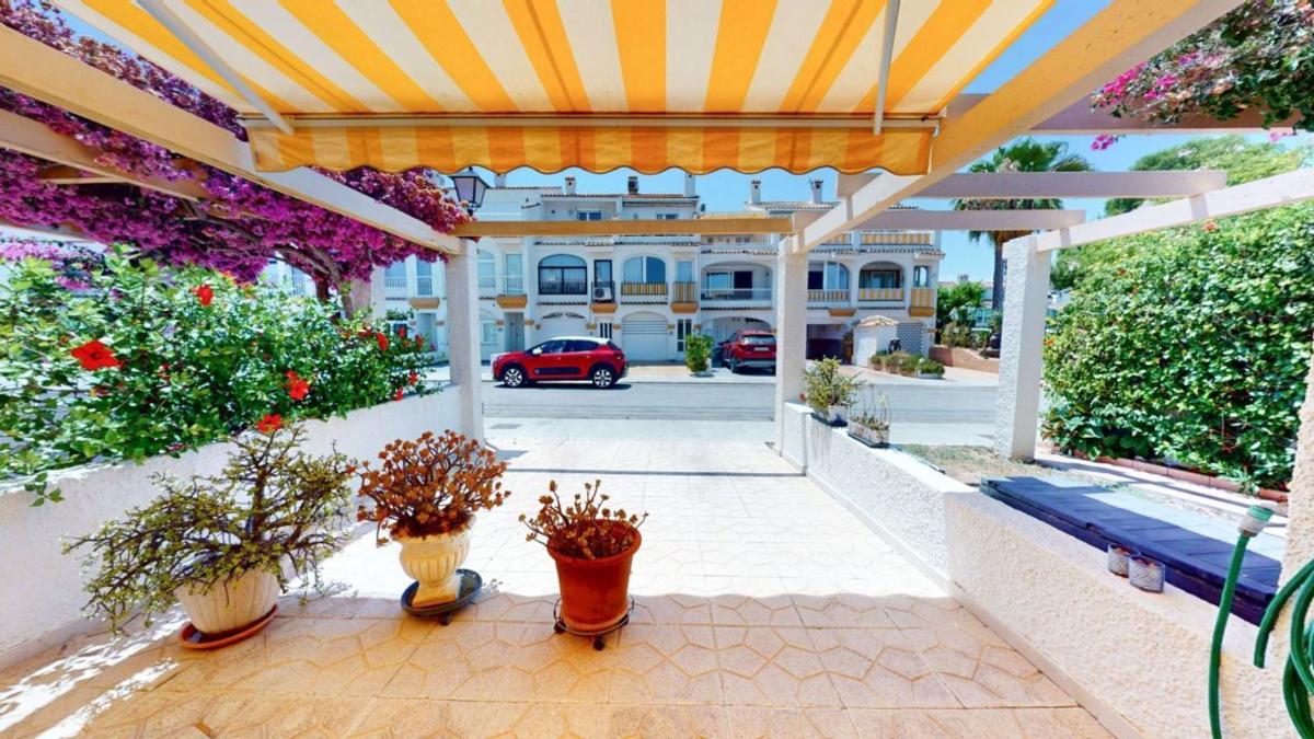 Venta de chalet independiente en Casa o chalet en Calle Strauss, Gran Vista-Olivo de Oro, Gran Alacant, Gran Alacant
photo 5