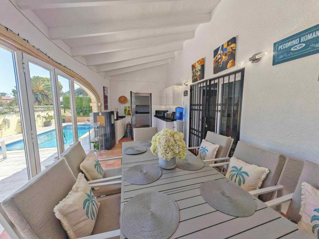 Properties for sale and rent in Spain photo 3