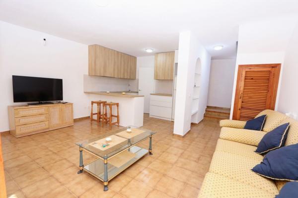 Chalet adosado en Calle Jazmines 6, Playa Flamenca, Orihuela photo 3