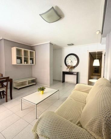 Venta de piso en Piso en Francisco Santamaria, Centro, Santa Pola, Santa Pola
thumbnail 2