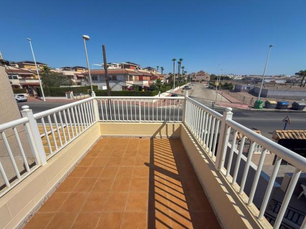 Casa o chalet independiente en Avenida de California, 2, Horizonte - La Campana, Orihuela photo 2