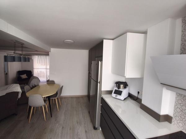 Продажа квартиры на Piso en Calle Capità Gaspar Ortiz, 124, Plaza Crevillente-Juzgados, Elche / Elx, Эльче / Эльх
thumbnail 1