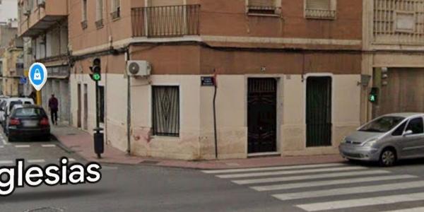 Casa o chalet independiente en Calle la Cruz, 8, Plaza de Toros - Avenida Chapí - Trinquete, Elda photo 2